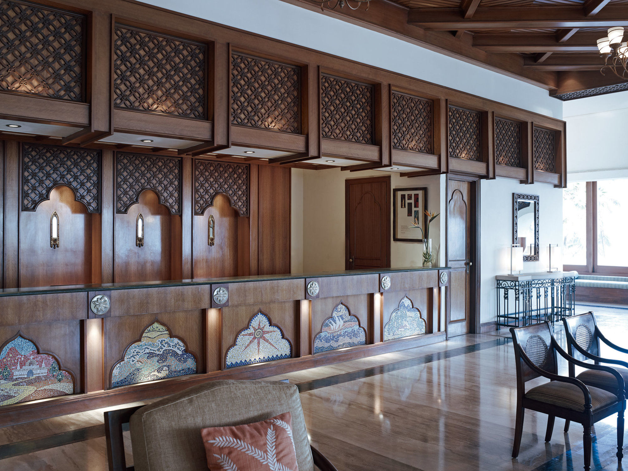 Taj Fort Aguada Resort & Spa, Goa Sinquerim Inreriör bild The interior of the hotel