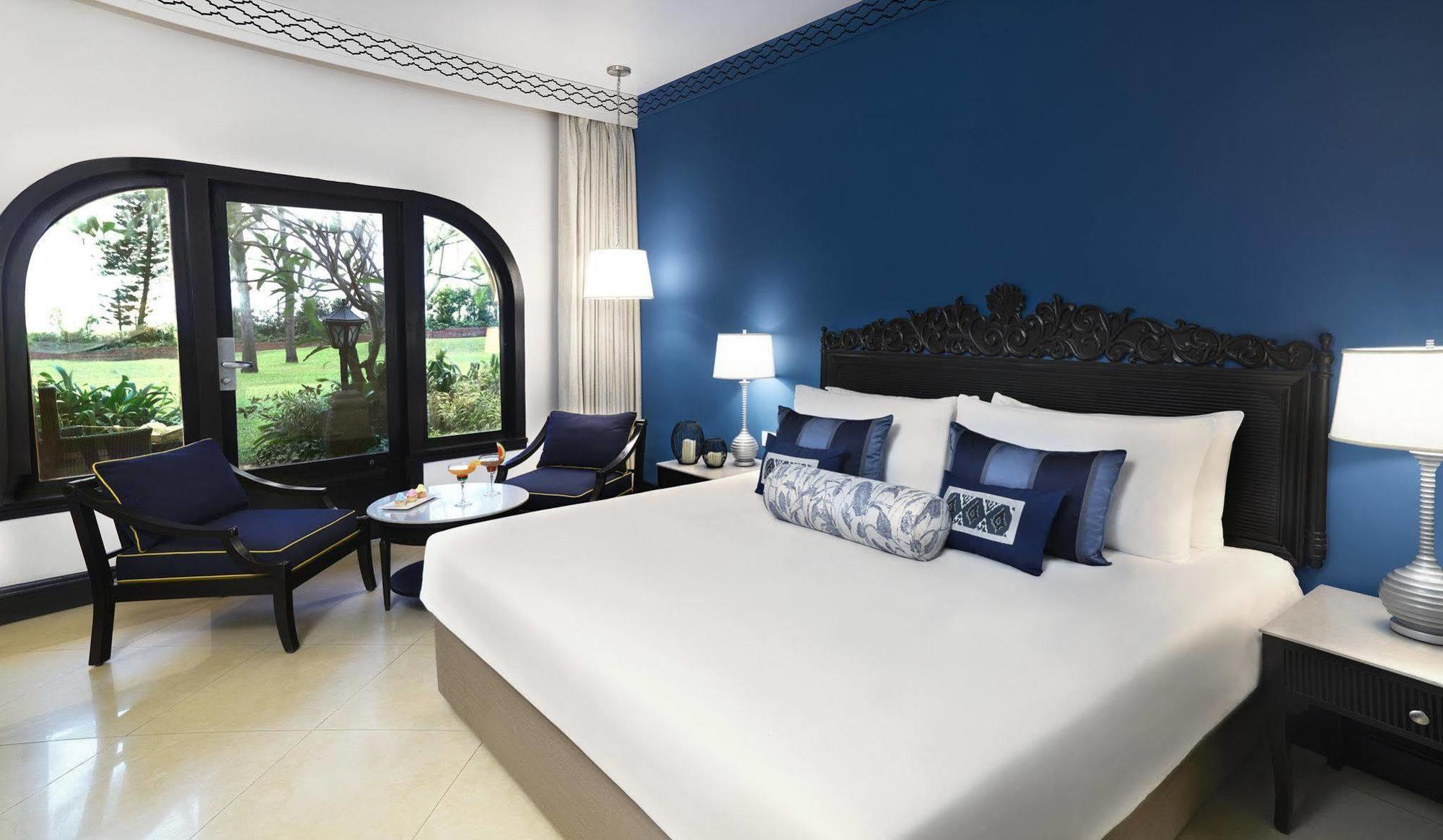 Taj Fort Aguada Resort & Spa, Goa Sinquerim Exteriör bild Deluxe Room